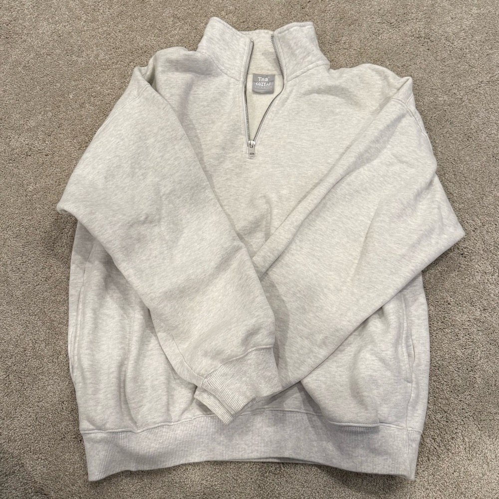 Aritzia TNA cozy AF fleece half zip with pockets